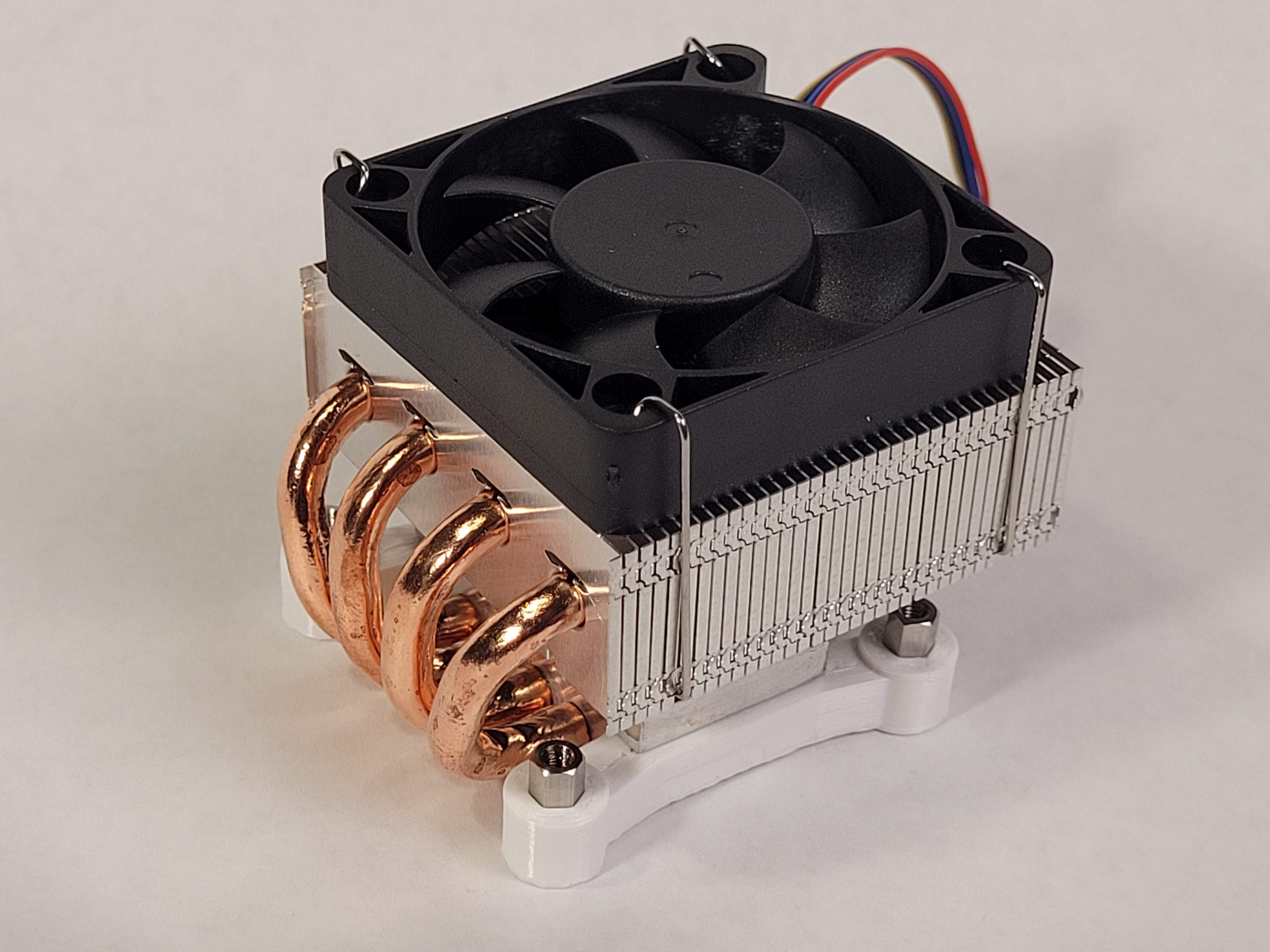 52pi Low-Profile Plus Heatsink Kit with Mounts and Copper Shim